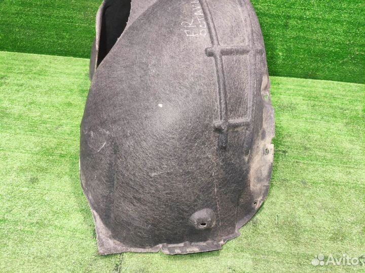 Подкрылок передний правый Skoda Octavia A5