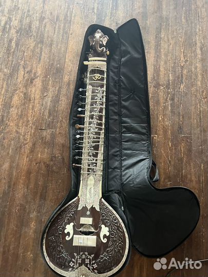 Индийский Сурбахар басовый ситар