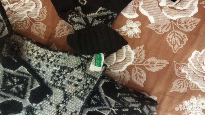 Набор шапка, шарф, перчатки Benetton