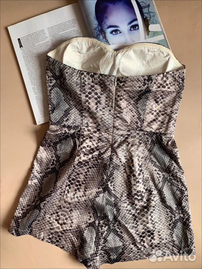 Комбинезон из атласа