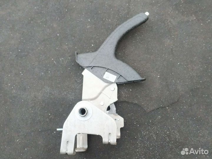 Механизм ручника KIA sportage 3