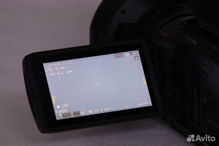 Panasonic HC X2000, видео камера