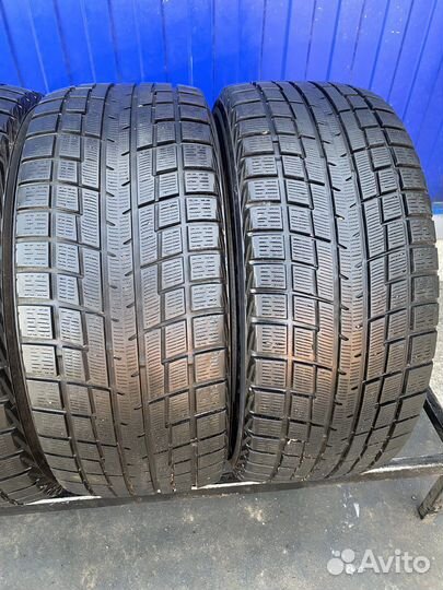 Yokohama Ice Guard IG52C 245/45 R18