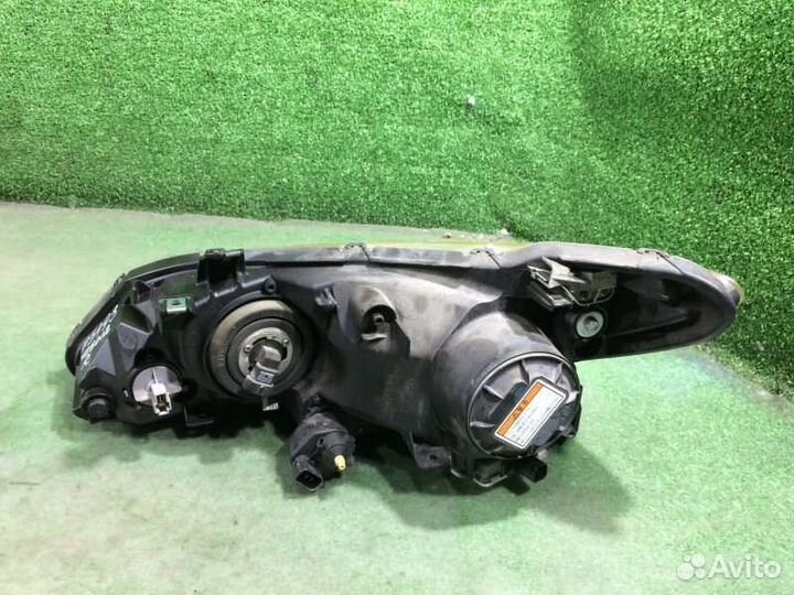 Фара ксеноновая правая Honda Civic FD3 LDA 2009