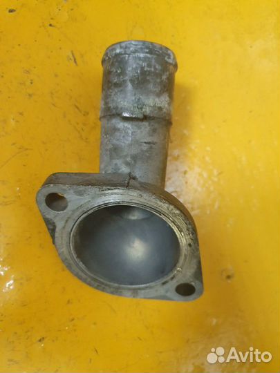 Крышка термостата фланец 2.0 QR20 DE QR20DE nissan