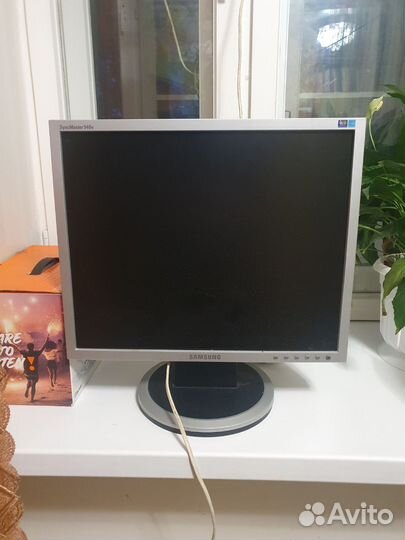 Монитор Samsung syncmaster 940n