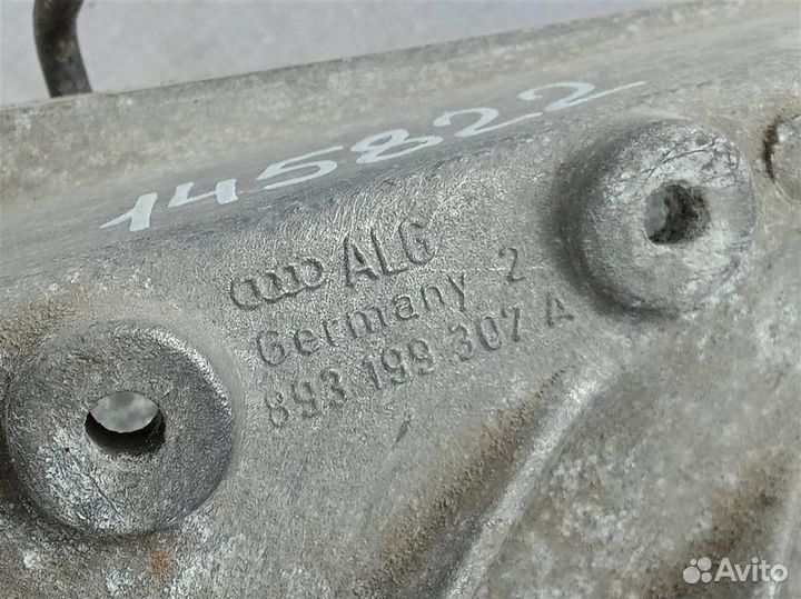 Кронштейн двигателя Audi 80 /90 (B4) 1992-1994