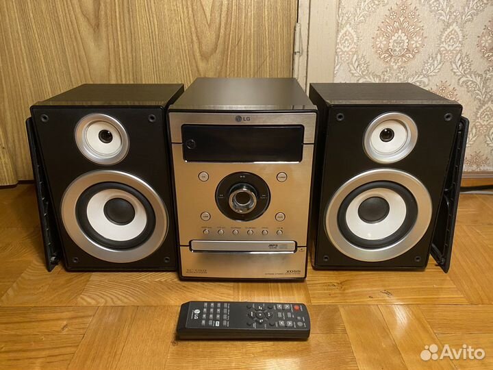 Музыкальный центр LG XC-U102X
