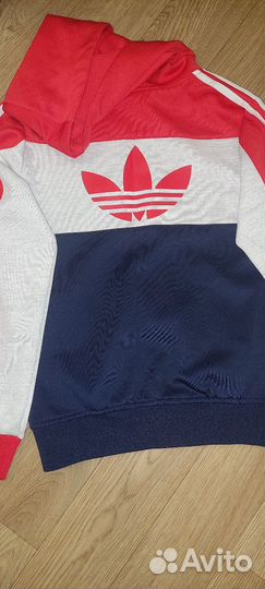 Спортивный костюм adidas