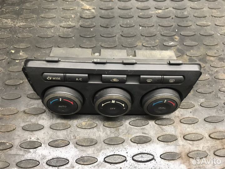 Блок управления климат-контролем Mazda 6 GH, L5VE