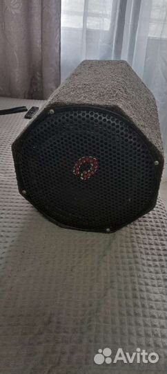 Колонка сабвуфер