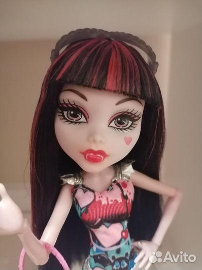 Кукла монстер хай дракулаура бу йорк