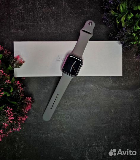 Часы Apple Watch 10