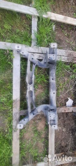 Volkswagen Tiguan 2 задний подрамник