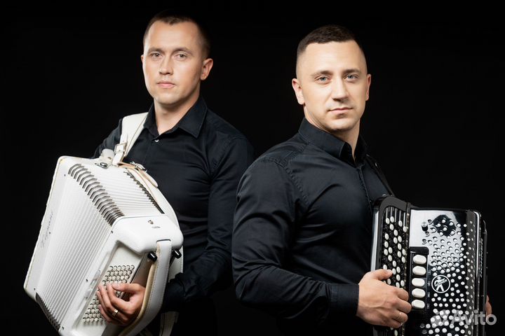 Шоу Карабас/Артисты/Музыканты/Баянист/Аккордеонист