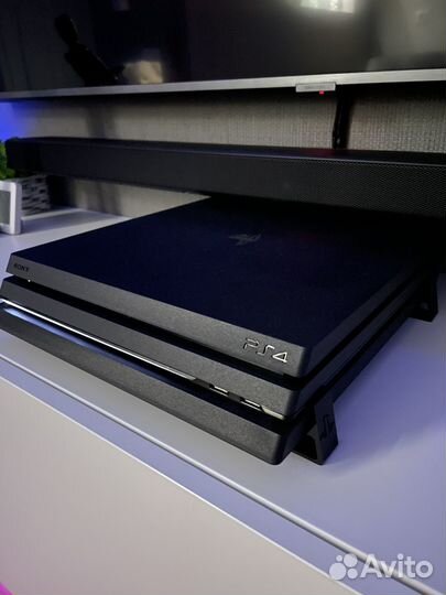 Sony playstation 4 PS4 pro 1tb