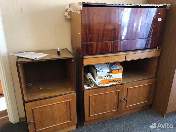 Отдам бесплатнотумбочки