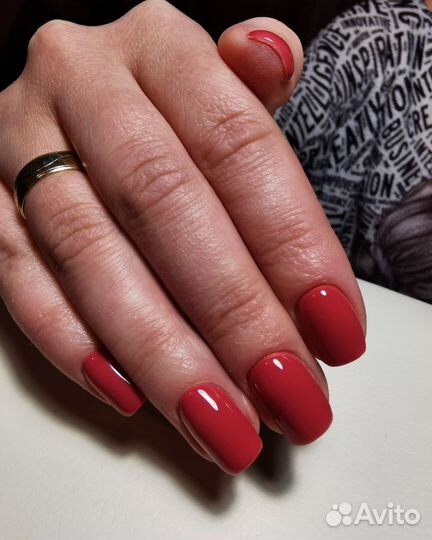 Маникюр, педикюр на дому