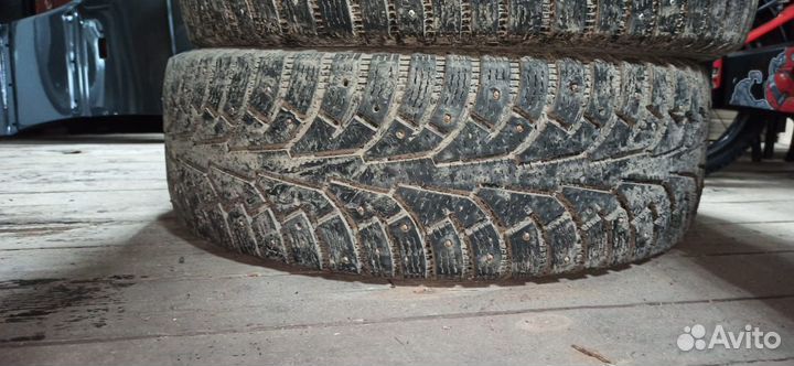 Nokian Tyres Hakkapeliitta 5 225/60 R18