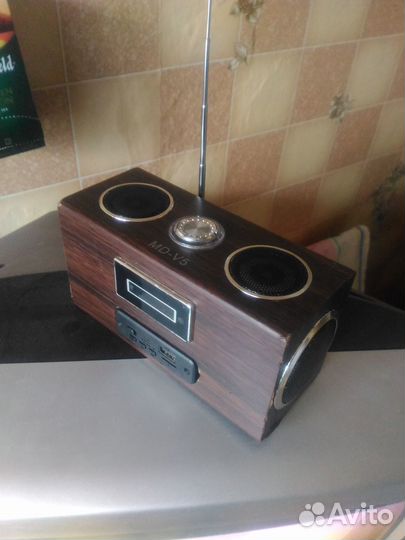 Bluetooth колонка с радио и микрофоном