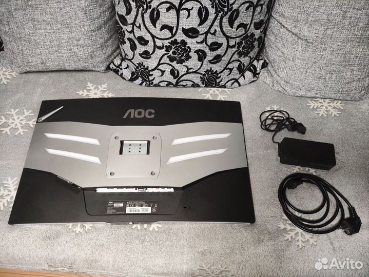 Монитор для компьютера 27 дюйма бу (битый)