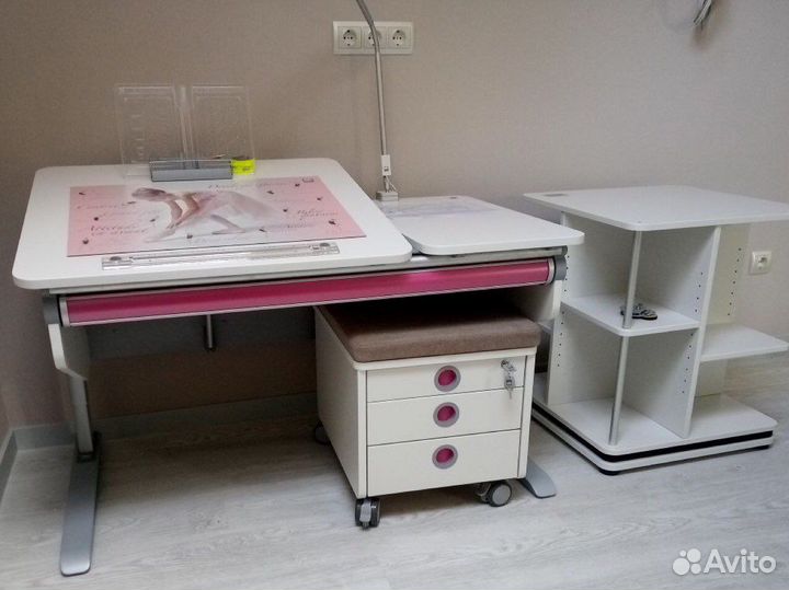 Растущая парта Winner Split от Moll