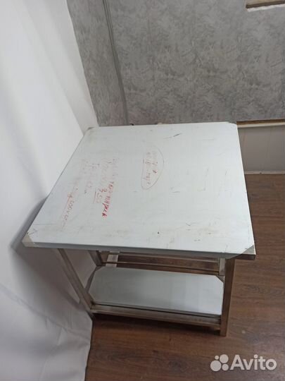 Подставка под пароконвектомат 80x80x75.нержавейка