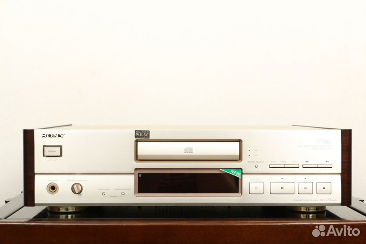 CD проигрыватель Sony CDP-777ESJ