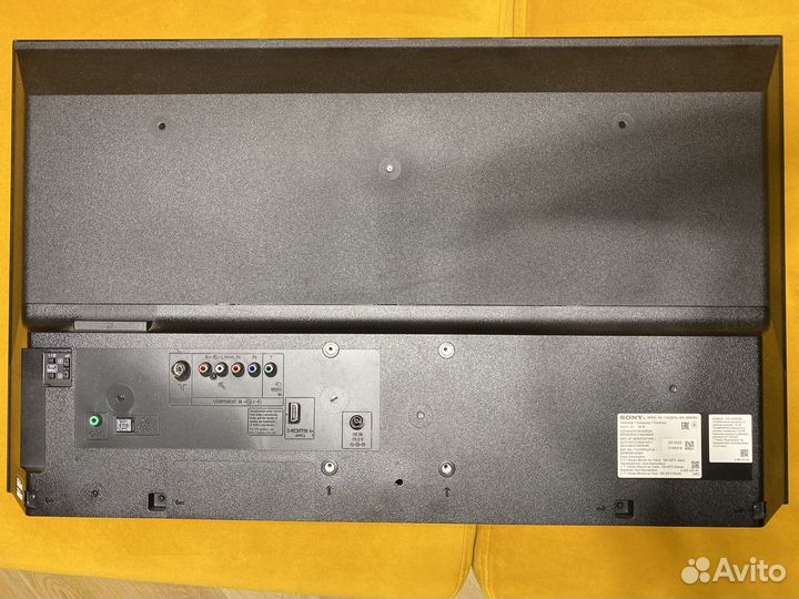 Телевизор бу Sony KDL-32RE303