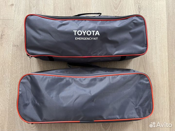 Оригинальный набор автомобилиста Toyota