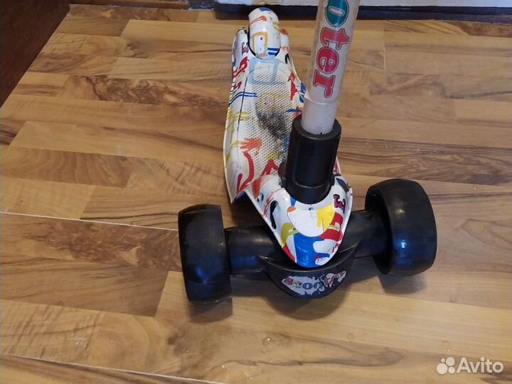 Самокат детский трехколесный