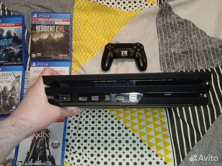Sony playstation 4 pro 1tb 8 игр + 2 DualShock