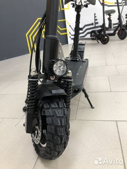 Электросамокат White Siberia Luna