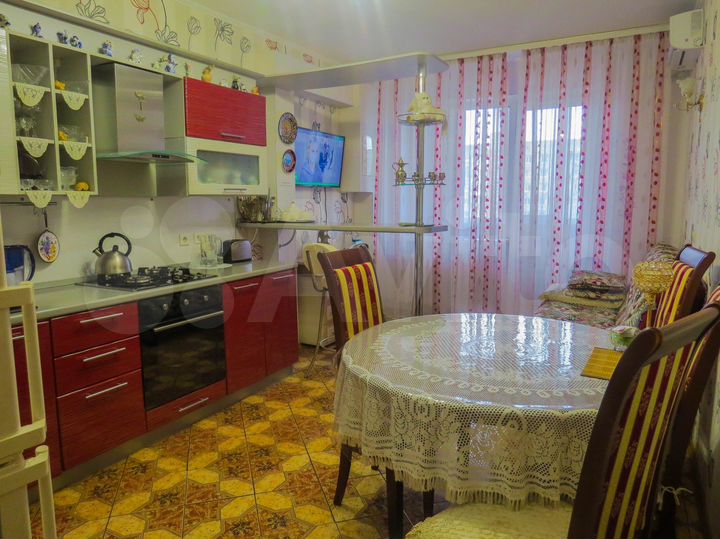 3-к. квартира, 98 м², 6/7 эт.