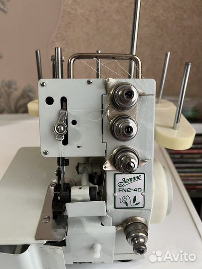 Оверлок для швейной машины