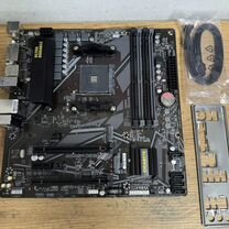 Gigabyte B550M DS3H, AM4, новая