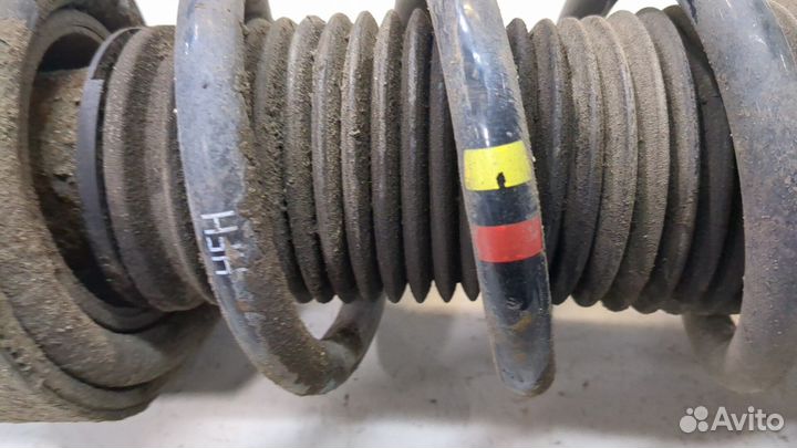 Амортизатор подвески правый задний Volkswagen Touareg