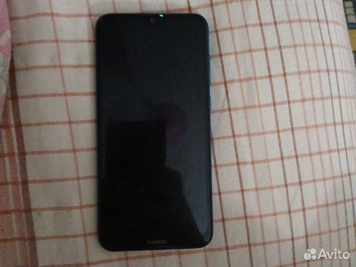 HUAWEI Y7 (2019), 3/32 ГБ