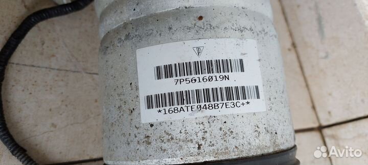 Пневмостойка задняя левая Porsche Cayenne 958