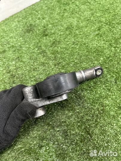 Натяжитель ремня Audi Q7 4L 3.0 дизель CAS 2008