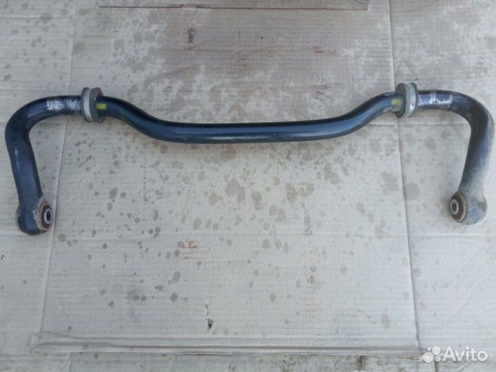 Стабилизатор задний Toyota Land Cruiser Prado