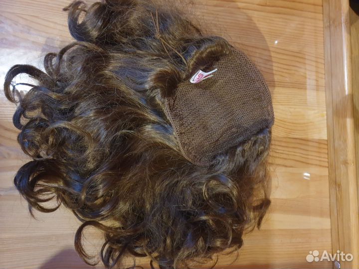 Волосы на заколках искусственные