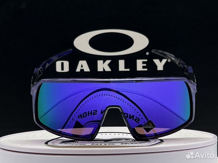 Солнцезащитные очки Oakley Sutro Shift