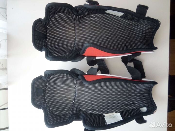 Щитки хоккейные CCM SGU04 YT (25см)