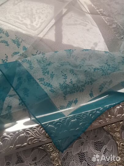 Винтажный красивый платок