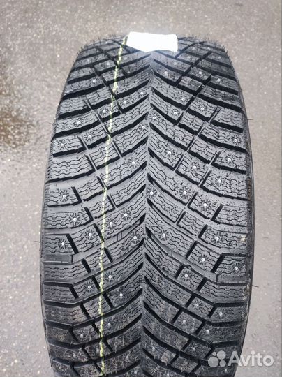 Michelin X-Ice North 4 SUV 265/40 R21 105T