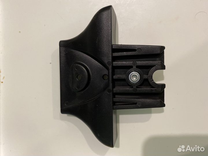 Адаптер для автолюльки 1 шт