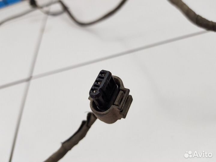 Электропроводка заднего бампера