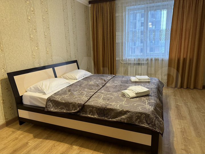 2-к. квартира, 76 м², 2/17 эт.