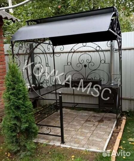 Беседка с мангалом